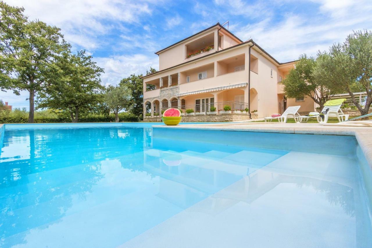 Hotel Pansion Oliva Krnica Zewnętrze zdjęcie